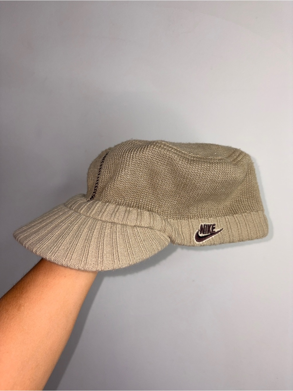 Vintage Nike Men's Beige Knit Brim Cap Y2K